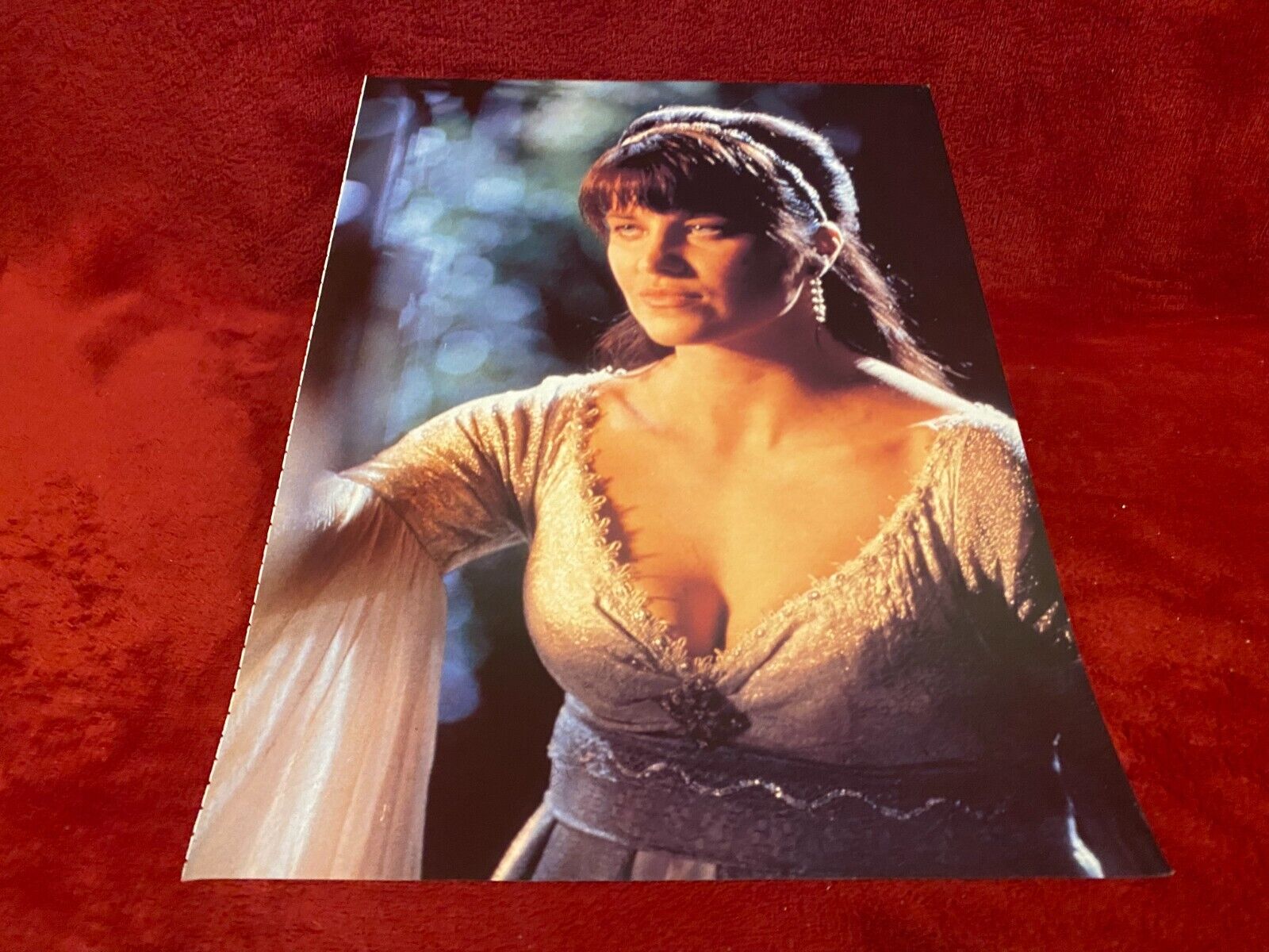 PAD26 PICTURE PIN UP 11X9 LUCY LAWLESS