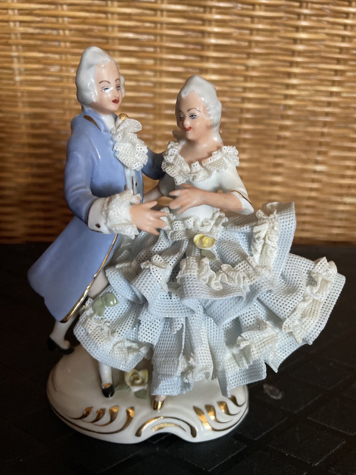 Vintage Dresden Porcelain Lace Victorian Dancing Couple Figurine  5 x 5 Blue -