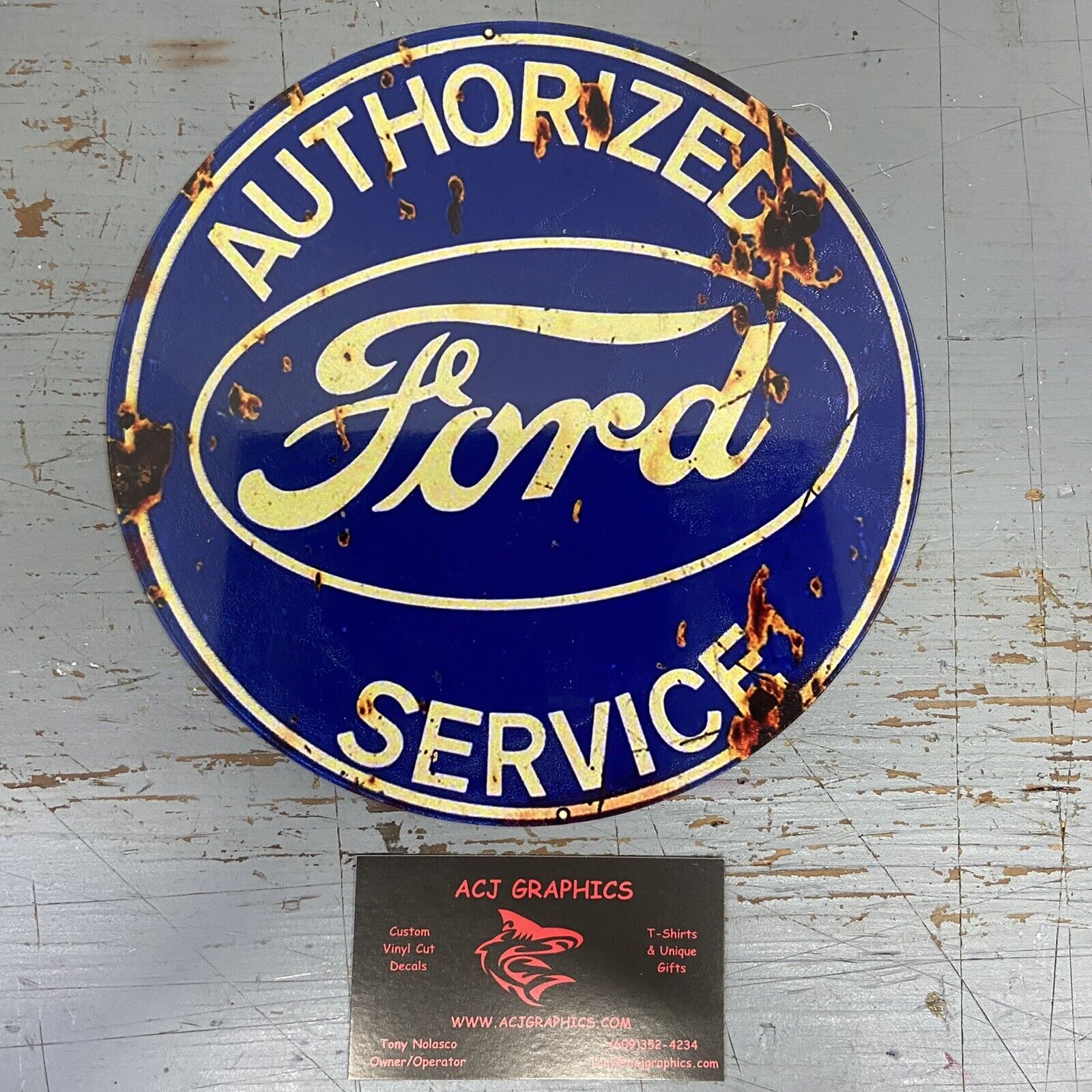 AUTHORIZED FORD SERVICE SIGN ROUND TIN RUSTED LOOK vintage look sign 