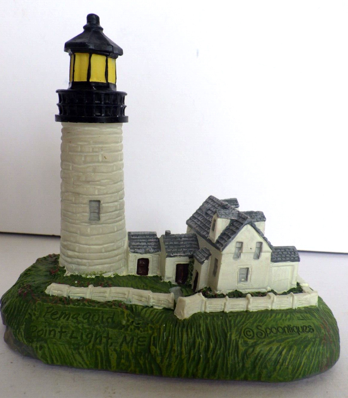 Spoontiques Lighthouse Pemaquid Point Maine ME Figurine Sculpture Resin 9121