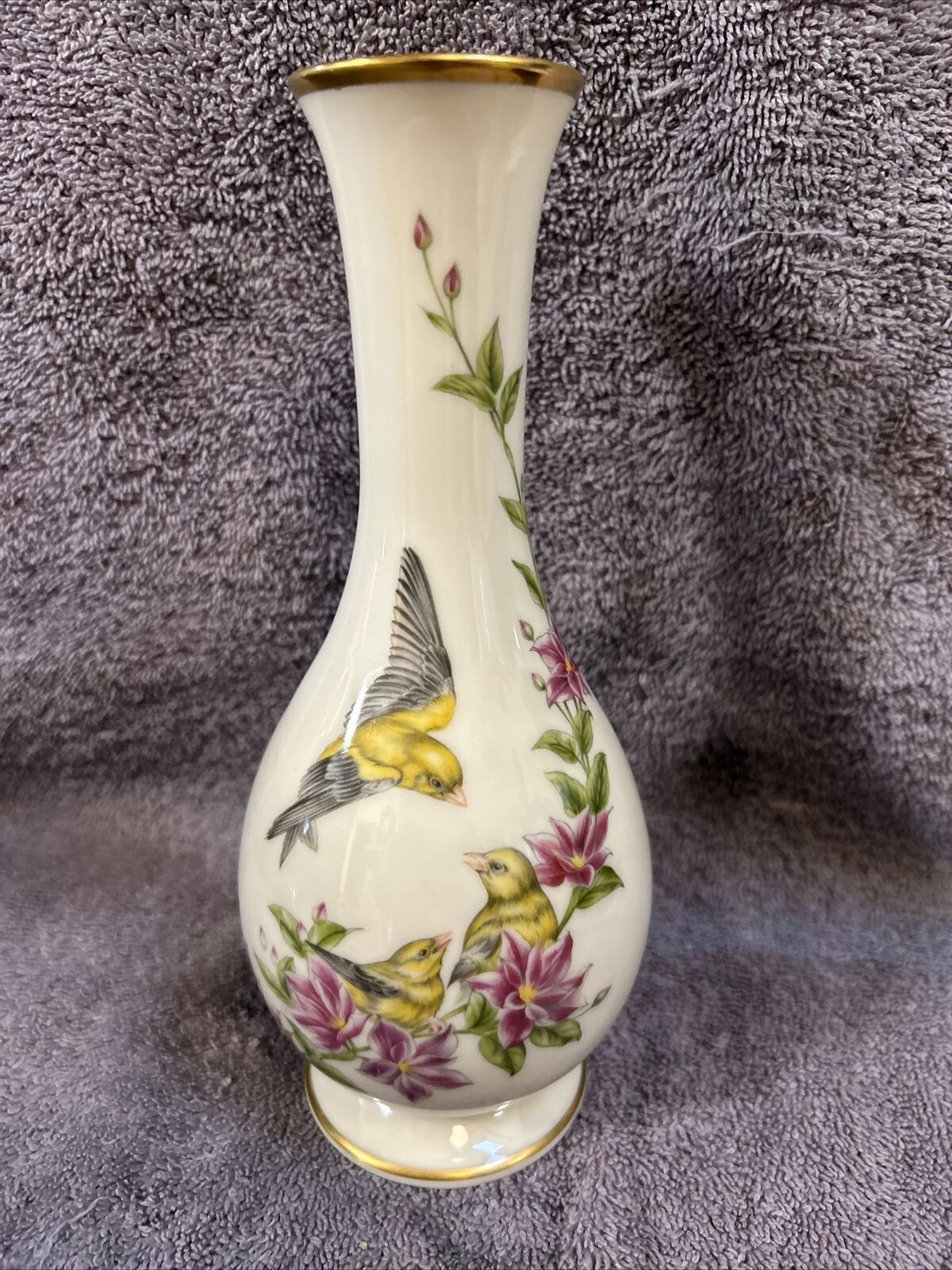 Lenox Mother\'s Day 1985 vase goldfinches Ivory China Limited Edition