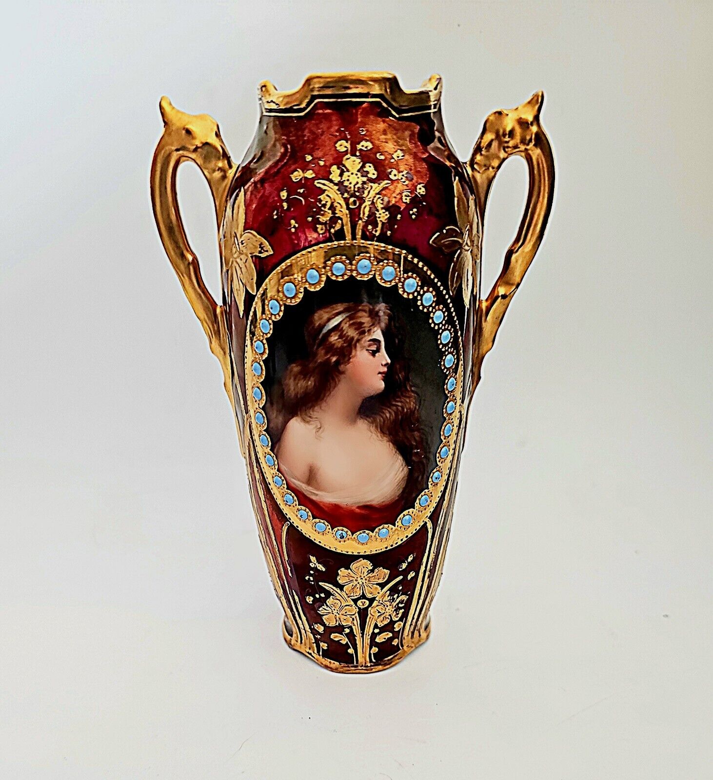 ANTIQUE ROYAL VIENNA STYLE WOMAN PORTRAIT MAROON JEWELED VASE . HAND PAINTED