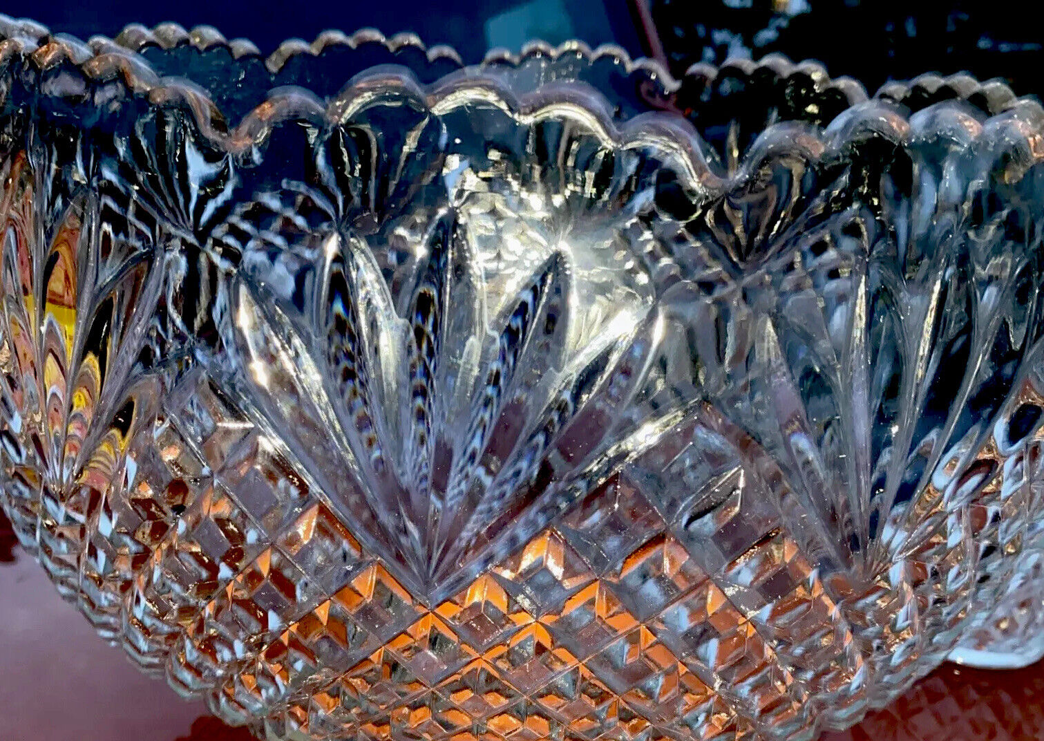 MCM L. E. Smith Glass Pineapple, Fans & Diamonds