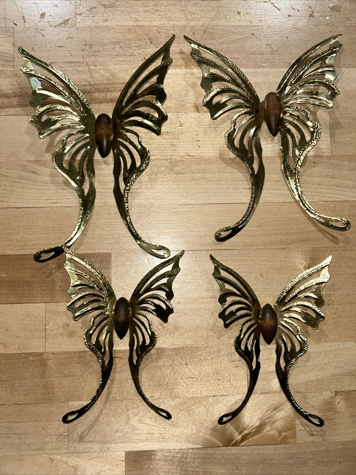 4 ANTIQUE BUTTERFLY BRASS BRONZE TONE METAL WOOD CLIP-ON ORNAMENTS Wall Decor