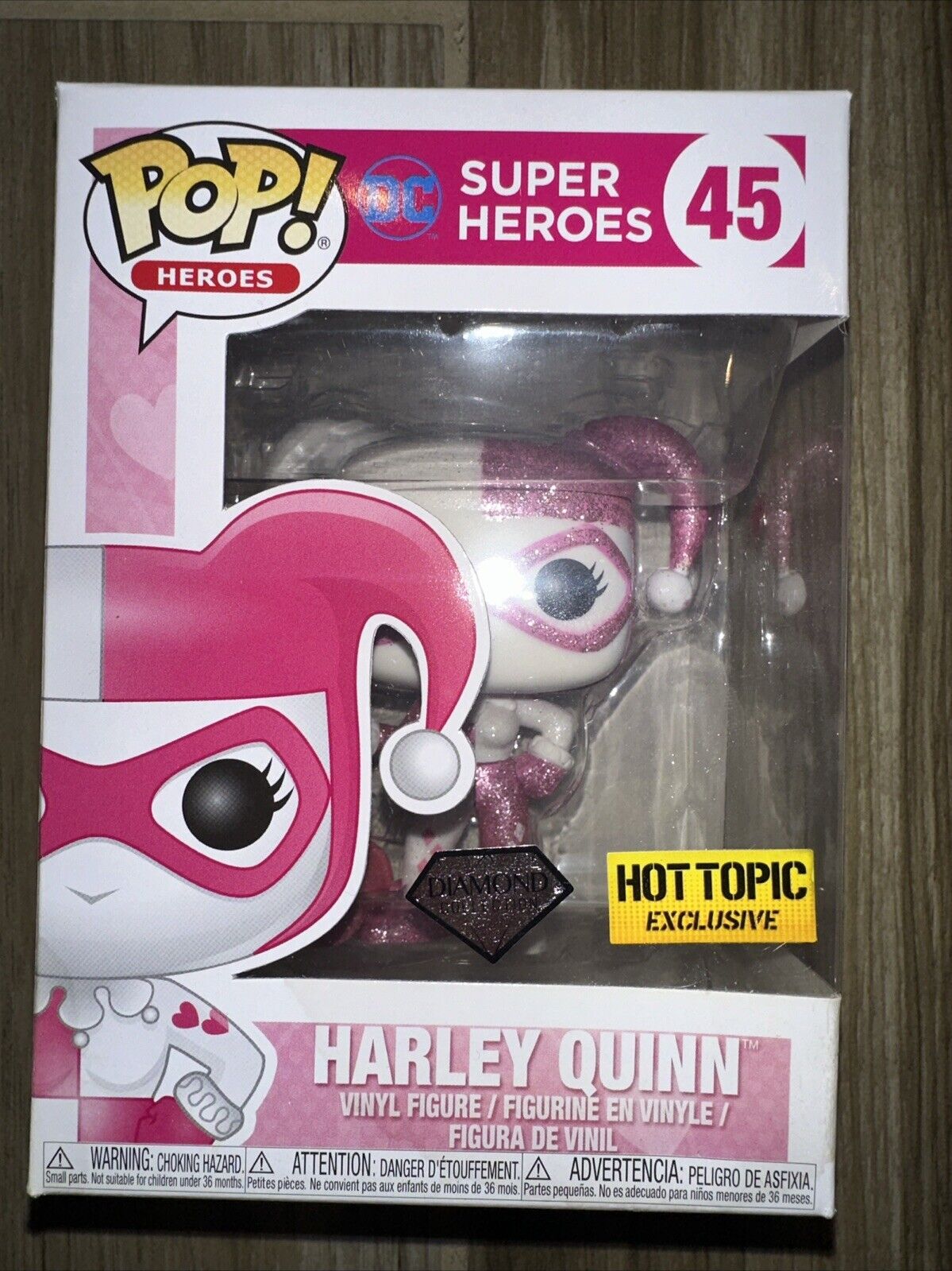 Funko Pop DC Universe Harley Quinn (Pink Diamond Glitter) Hot Topic Exclusive