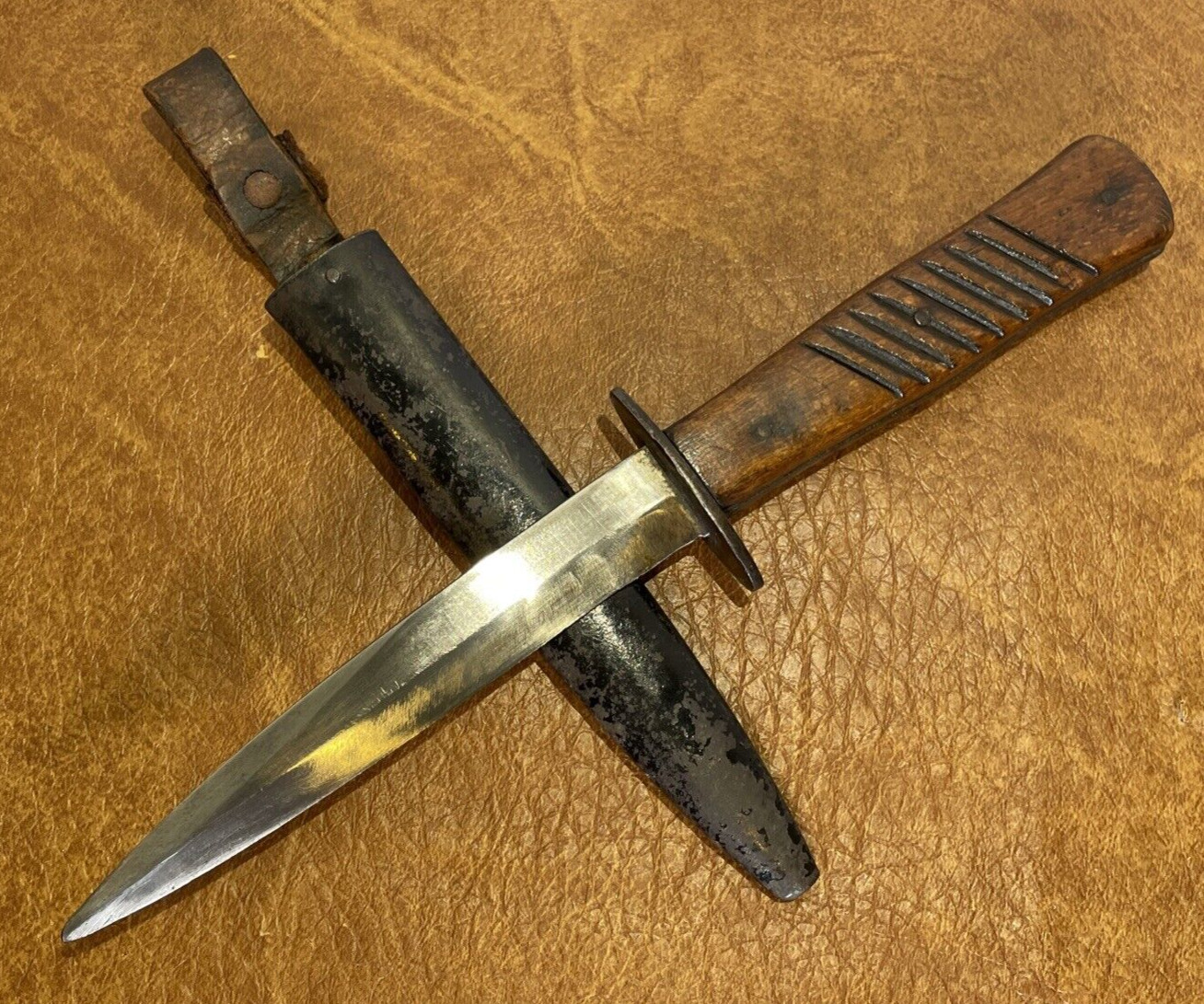 Original WWI German Fighting Knife and Metal Scabbard