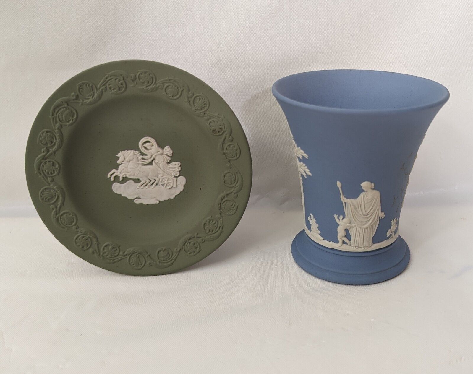 Lot of 2 Wedgwood Jasperware Sage Green Saucer Plate, Light Blue Vase