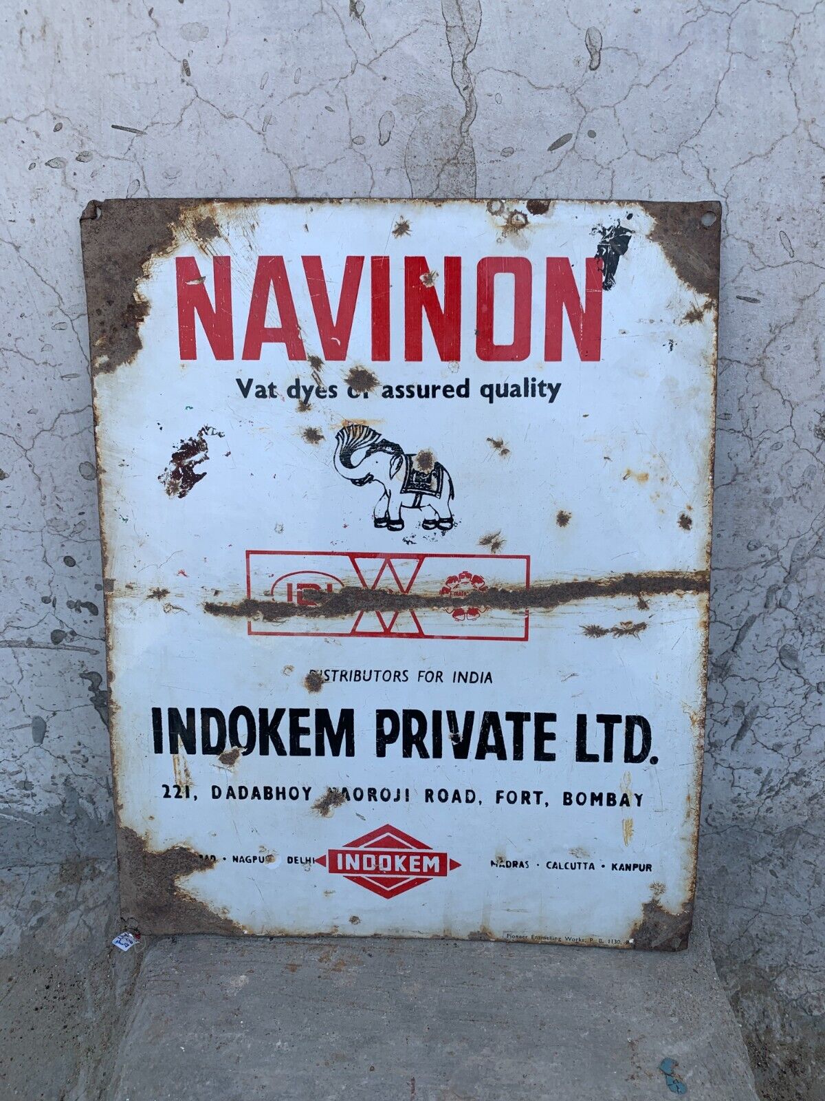 1900\'s Vintage Old Navinon Indokem Private Ltd. Adv. Litho Tin Sign Board