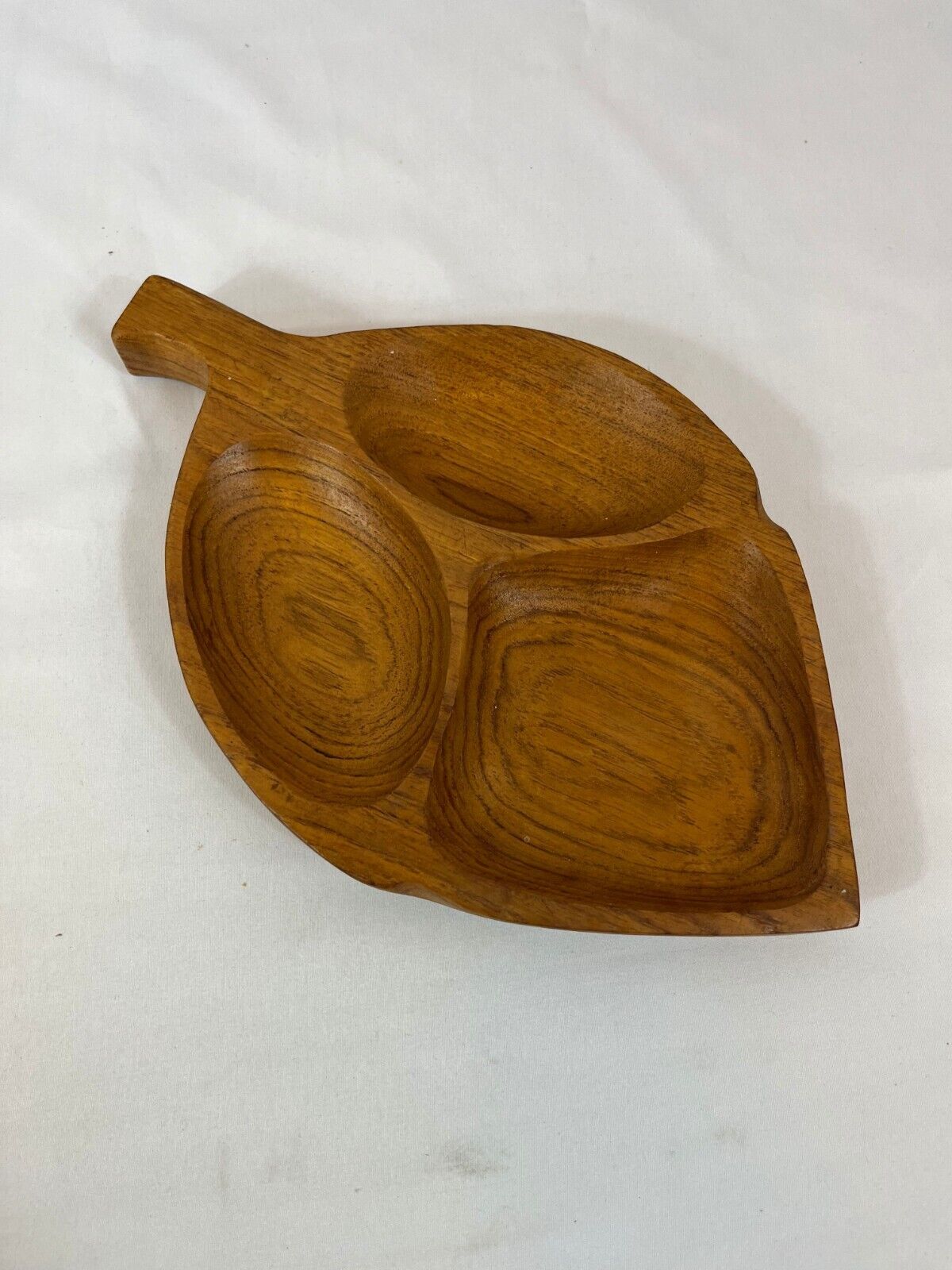 Vintage Hand Carved Wood 3 Leaf Divided Tray Trinket Dish Bowl, Very good +++
