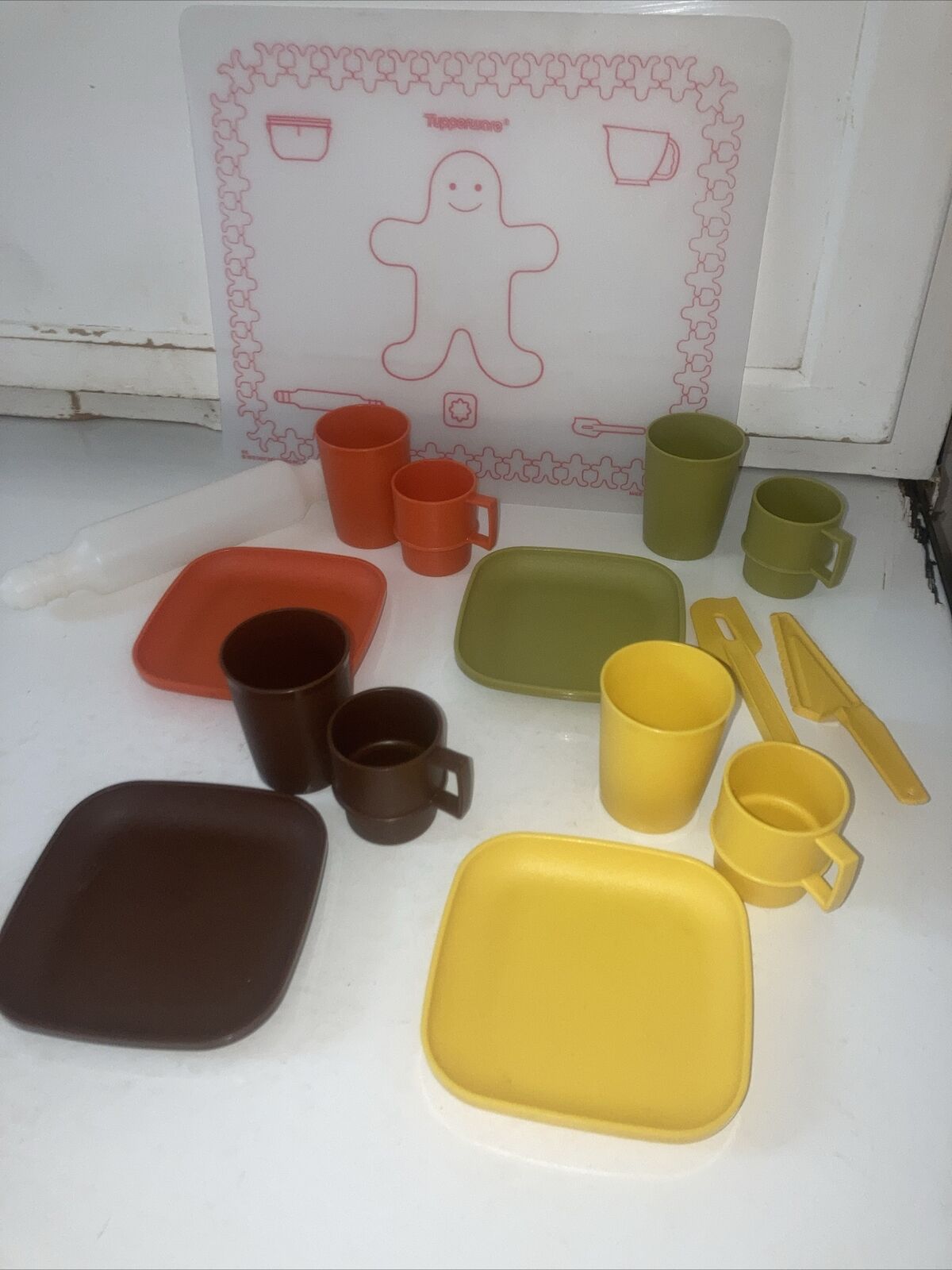 Vintage Tupperware Tuppertoys Mini Serve It Children's Set Harvest Colors 1970’s