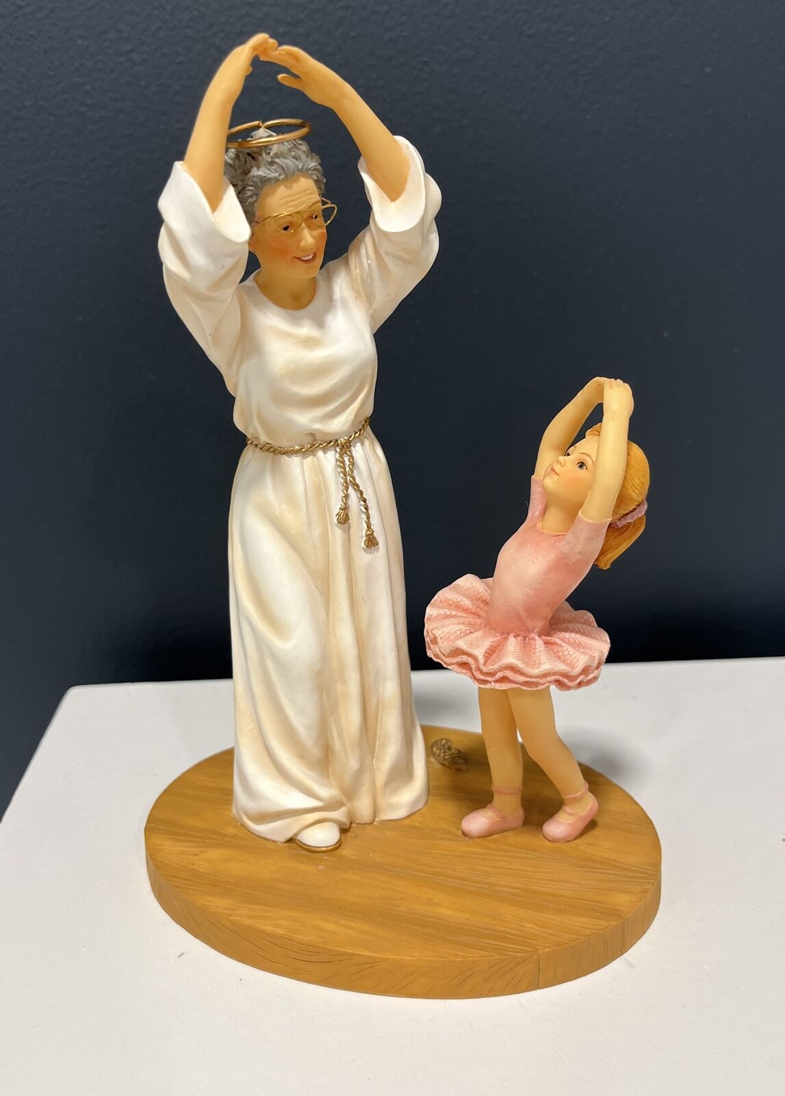 2001 ARTISAN Flair ALMOST ANGLES - Dancing For The Lord - Ballerina Figurine