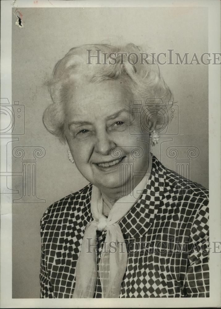1970 Press Photo Clubwoman, Mrs. Charles (Louise) Alley - abna02477