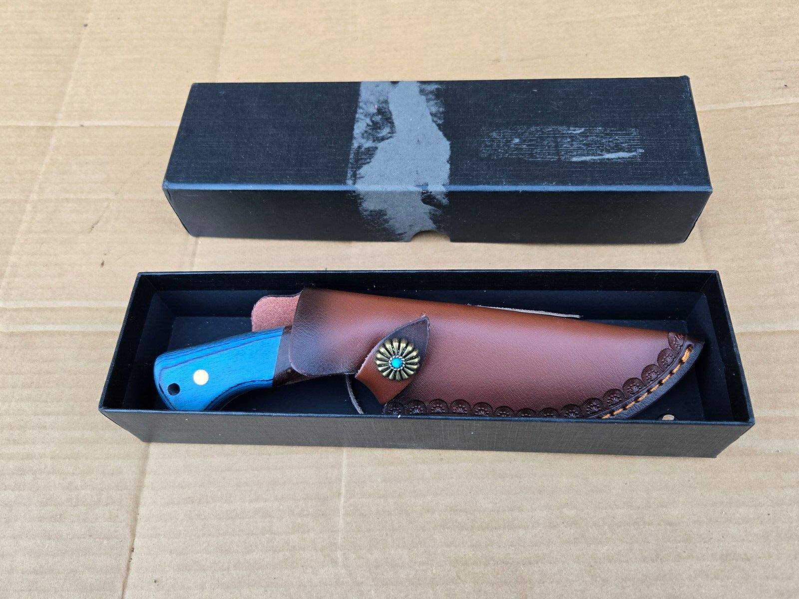 Native American Indian Bowie Hunting Knife With Leather design case belt strap