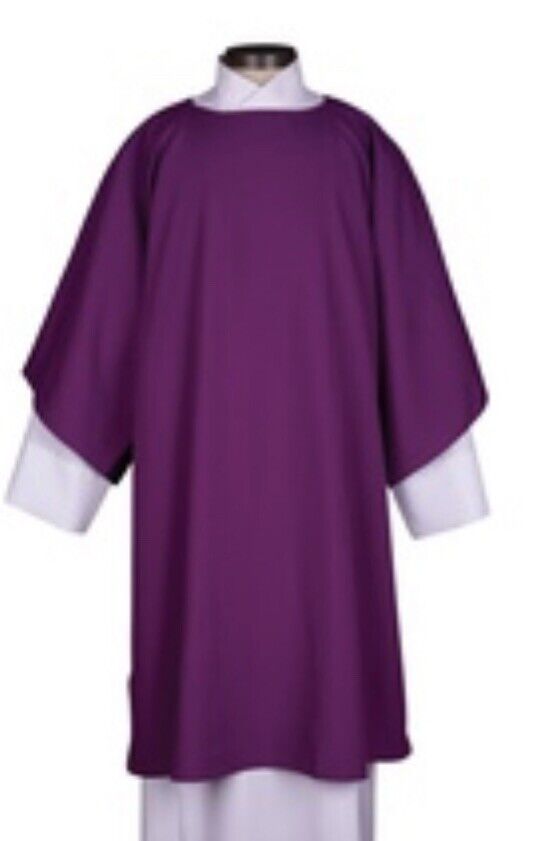 DALMATIC EVERYDAY CLASSIC PURPLE PLAIN 59” W x 48” L  with matching INNER STOLE