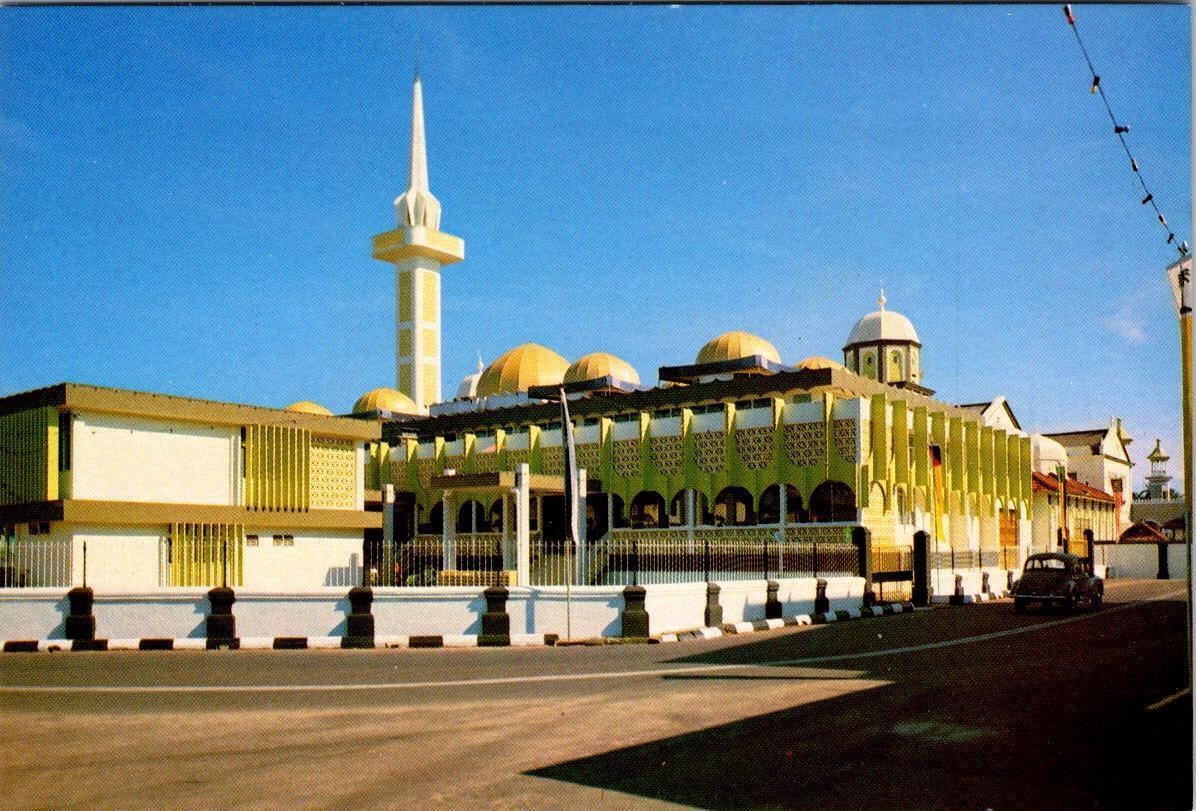 Kuala Terengganu, Malaysia  SULTAN ZAINAL ABIDIN MOSQUE  Religion  4X6 Postcard
