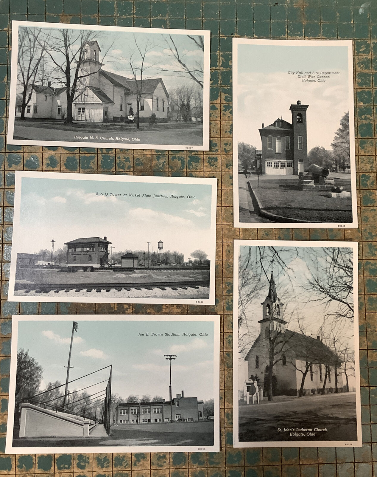 Group of five vintage postcards holgate ohio INV-B11