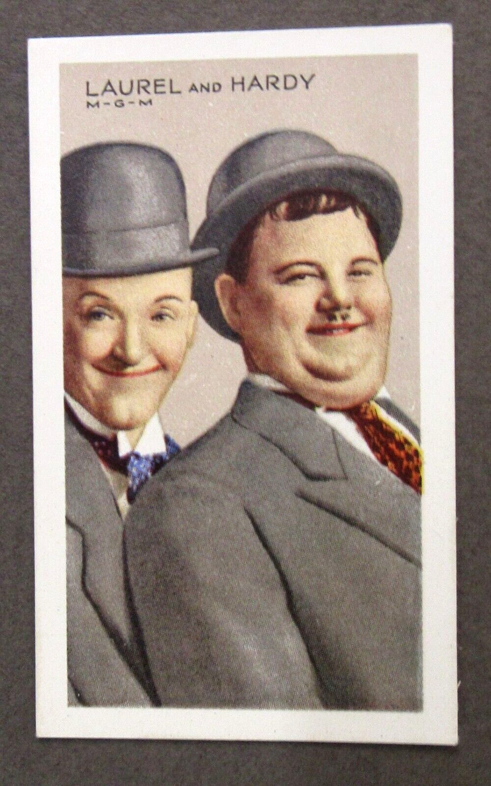 1935 Gallaher Park Drive Cigarettes LAUREL & HARDY #48 trading card ENGLAND