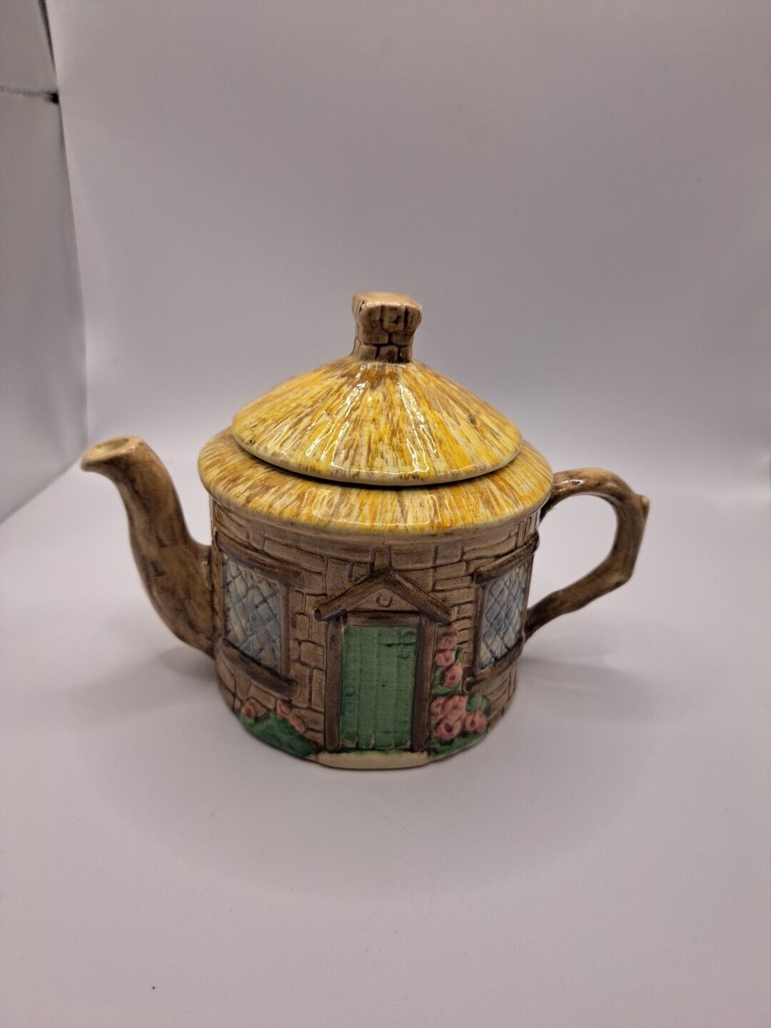 Vtg Cottage Teapot By STAFFORDSHIRE CROFT Made  In  England Hand Pinted 6\