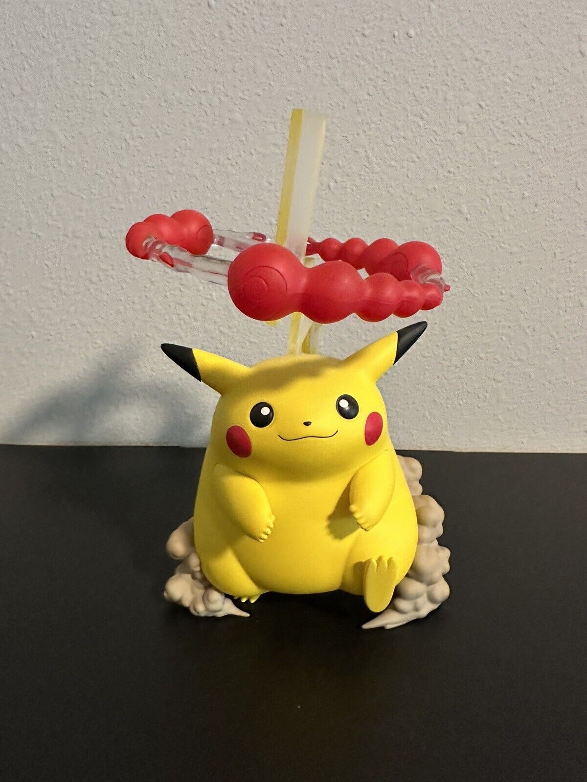 Pokémon Pikachu Thunderbolt Vmax Figurine