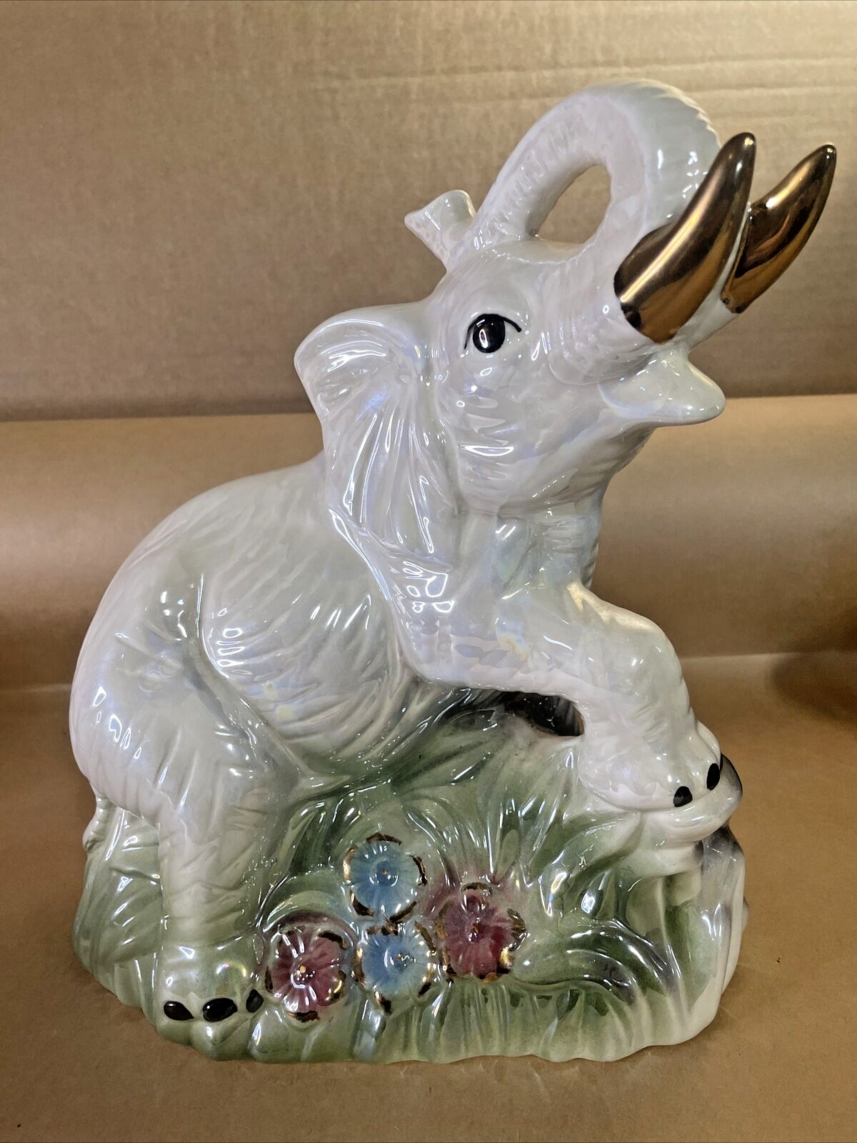Chinese Porcelain White Luster Elephant Sculpture