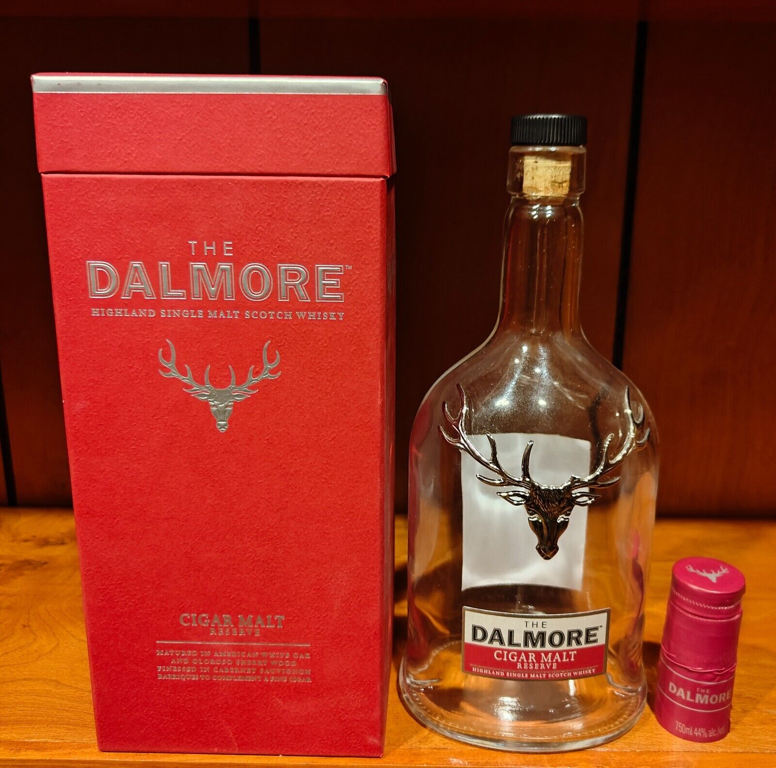 Dalmore Highland Whisky Cigar Malt Reserve Empty Bottle with Cork Box and Foil