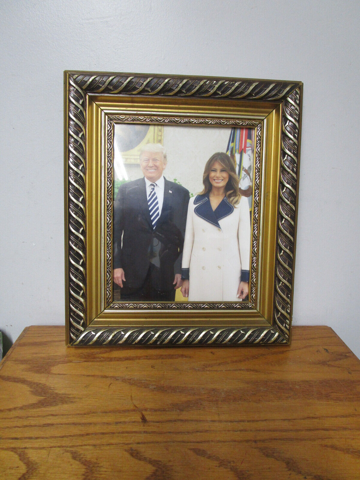 Wood Framed President Donald Trump and 1st Lady Melania Photo 15\
