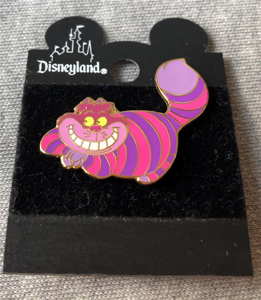 Disneyland Alice in Wonderland Cheshire Cat Hat Lanyard Pin New Original Card