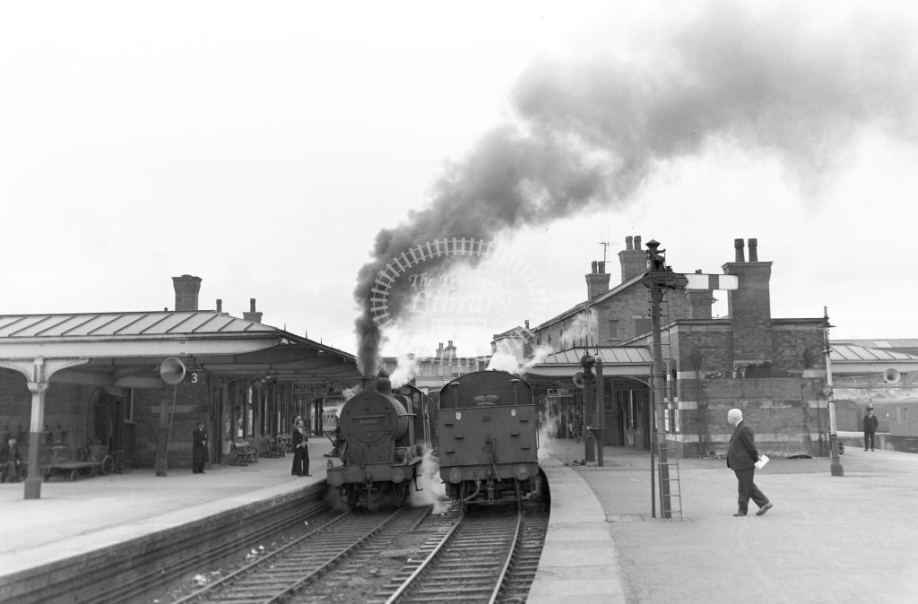 PHOTO BR British Railways Steam Locomotive 44045  at Gloucester Eastgate 1964
