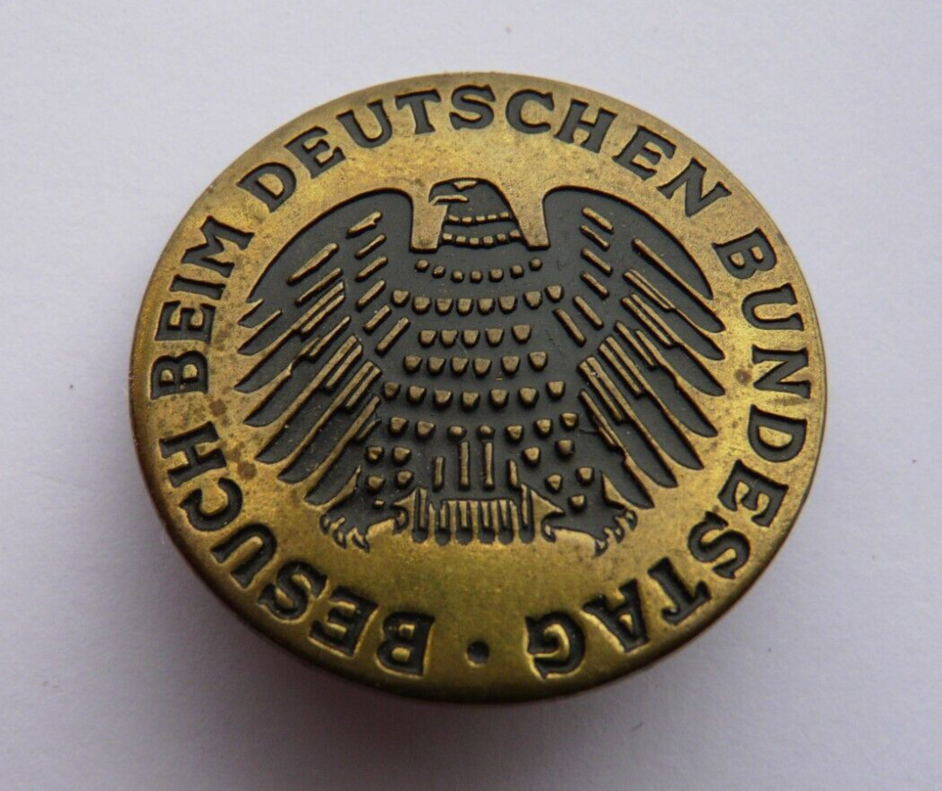Vintage German Badge - Besuch Beim Deutschen Bundestag  (7679)