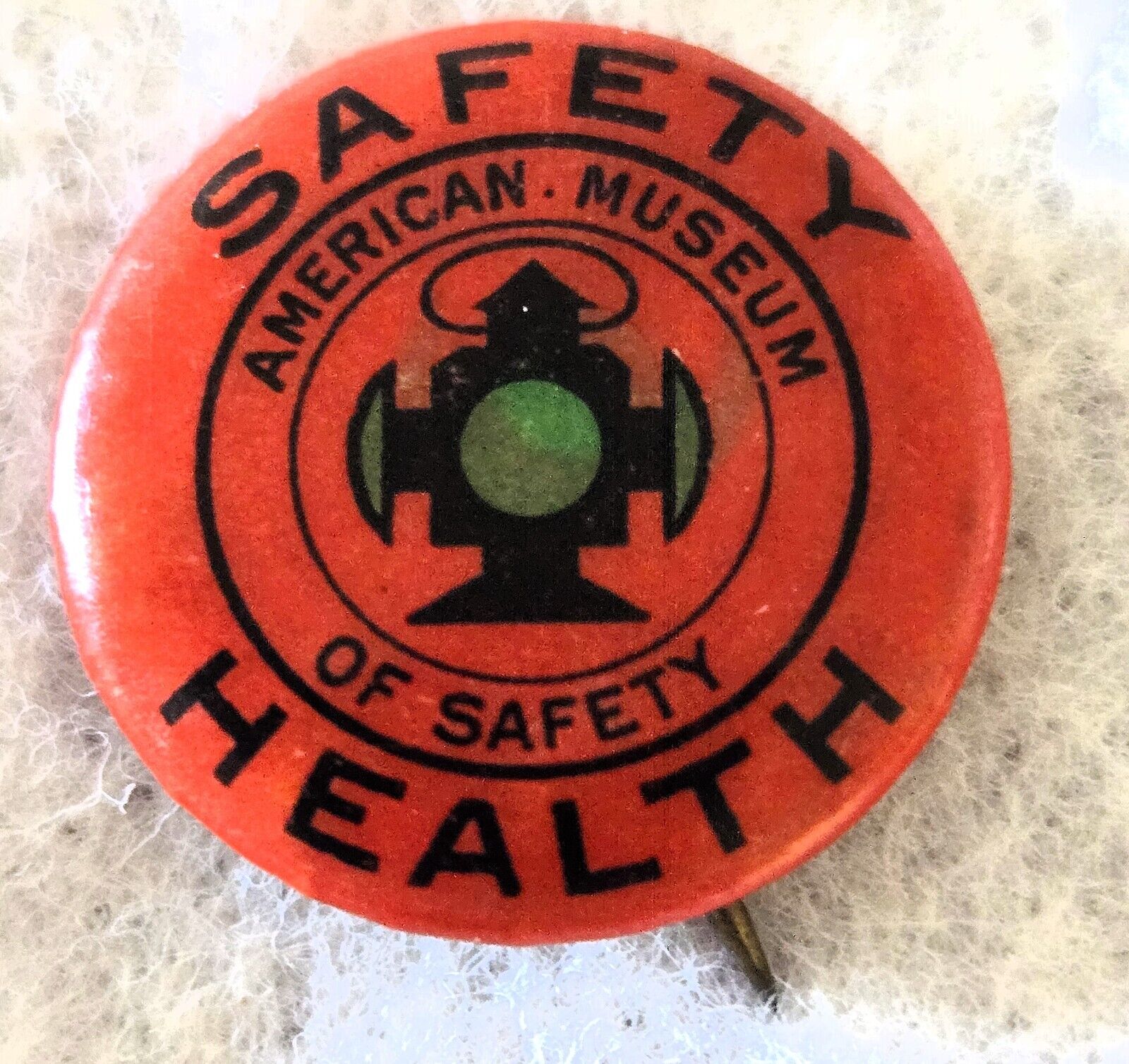 Rare Vintage 1910 1920s New York City American Museum of Safety Pinback