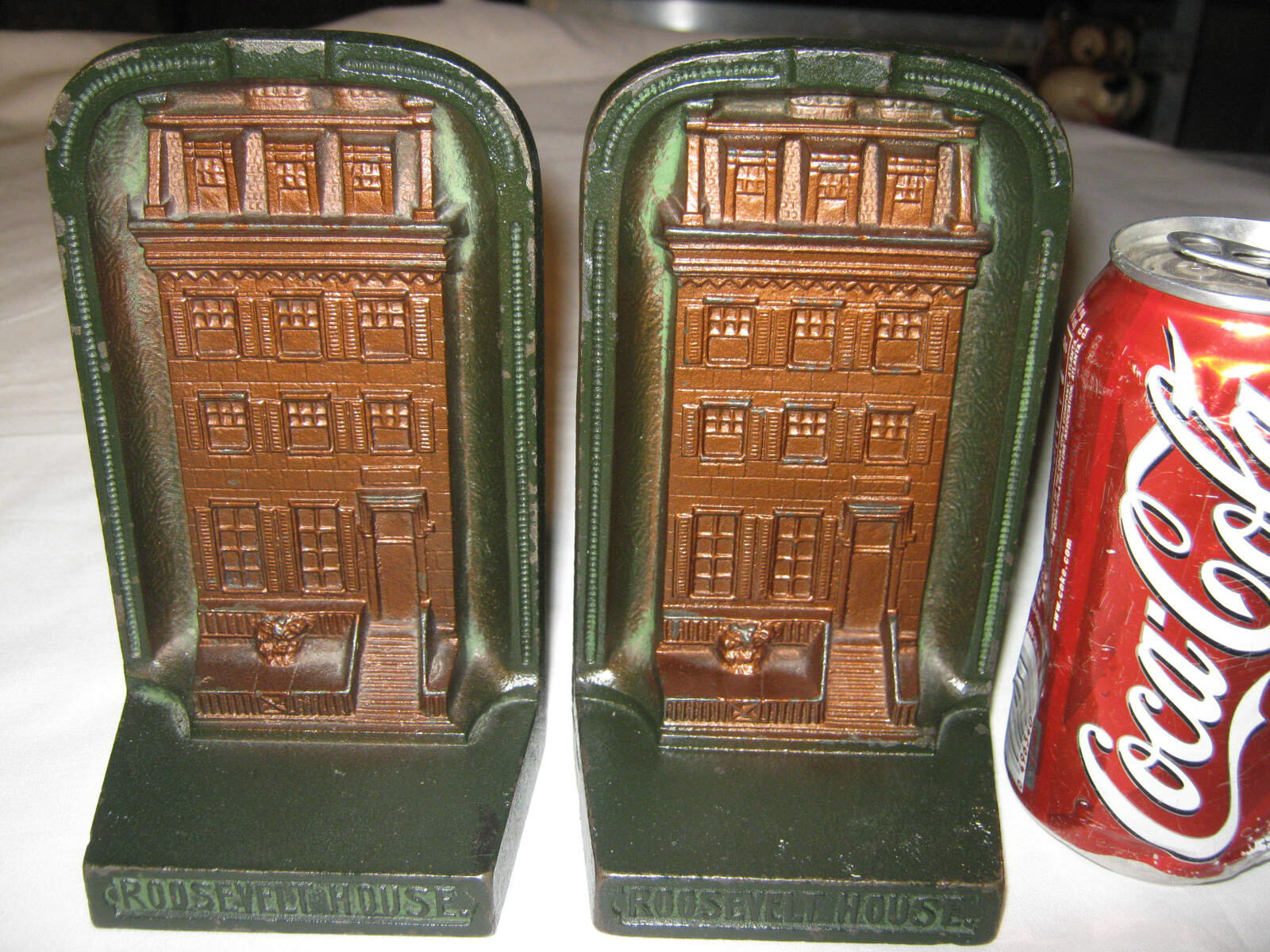 ANTIQUE CJO JUDD ROOSEVELT BROWN STONE NY CITY HOUSE BUILDING CAST IRON BOOKENDS