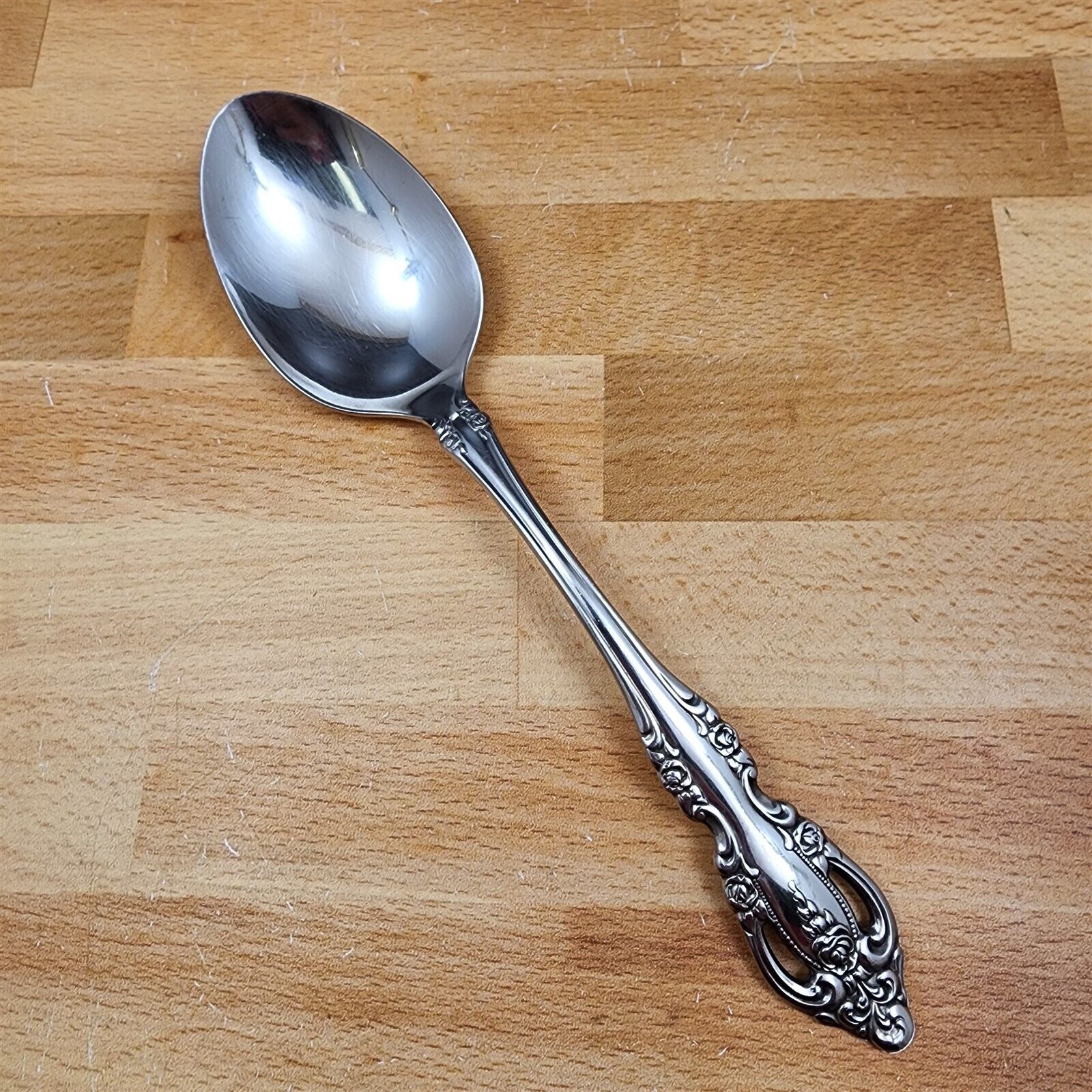 Brahms by Oneida Silver Tablespoon Serving Spoon 8 3/8 in Stainless