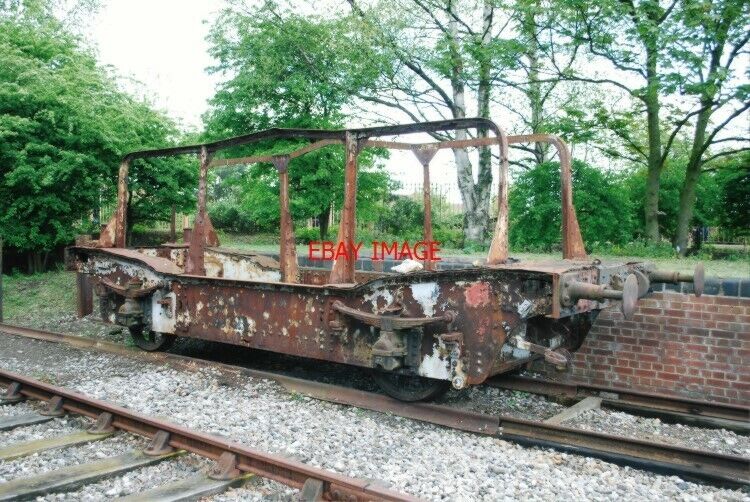 PHOTO  GWR CORAL A 12 TON CRATED GLASS WELL WAGON NO 1723 DIAGRAM D2 LOT 583 BUI
