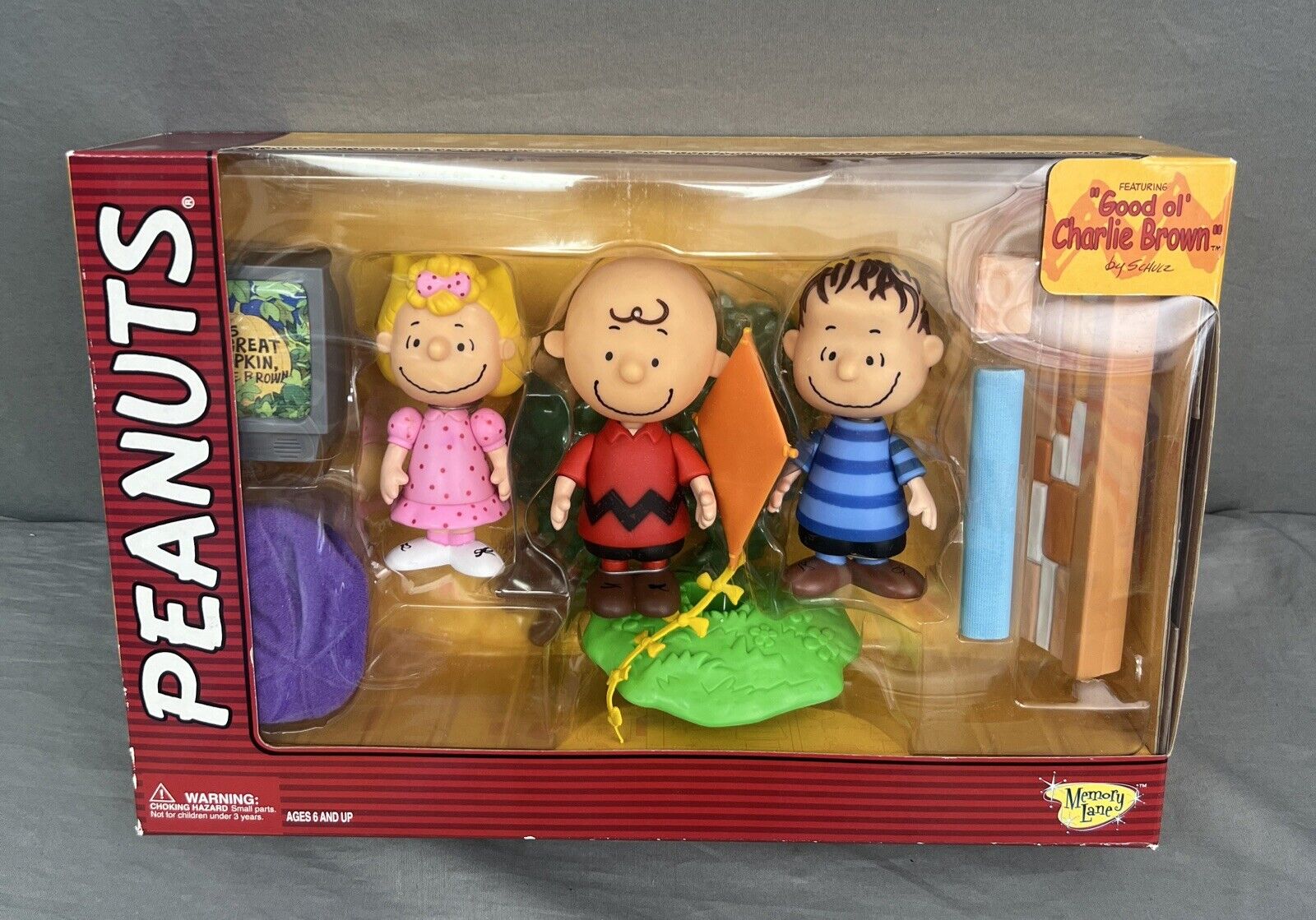 Peanuts - Good ol\' Charlie Brown - Sally, Charlie, Linus - Memory Lane