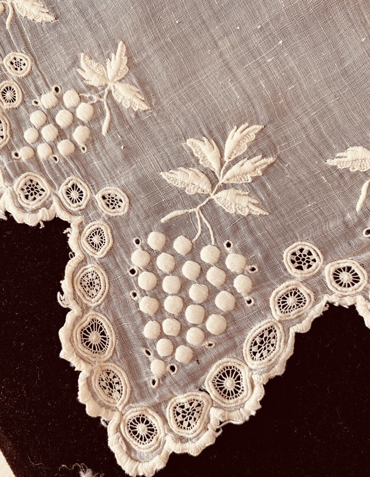 Antique 1830s  Embroidered White Linen Dresser Scarf  XX306
