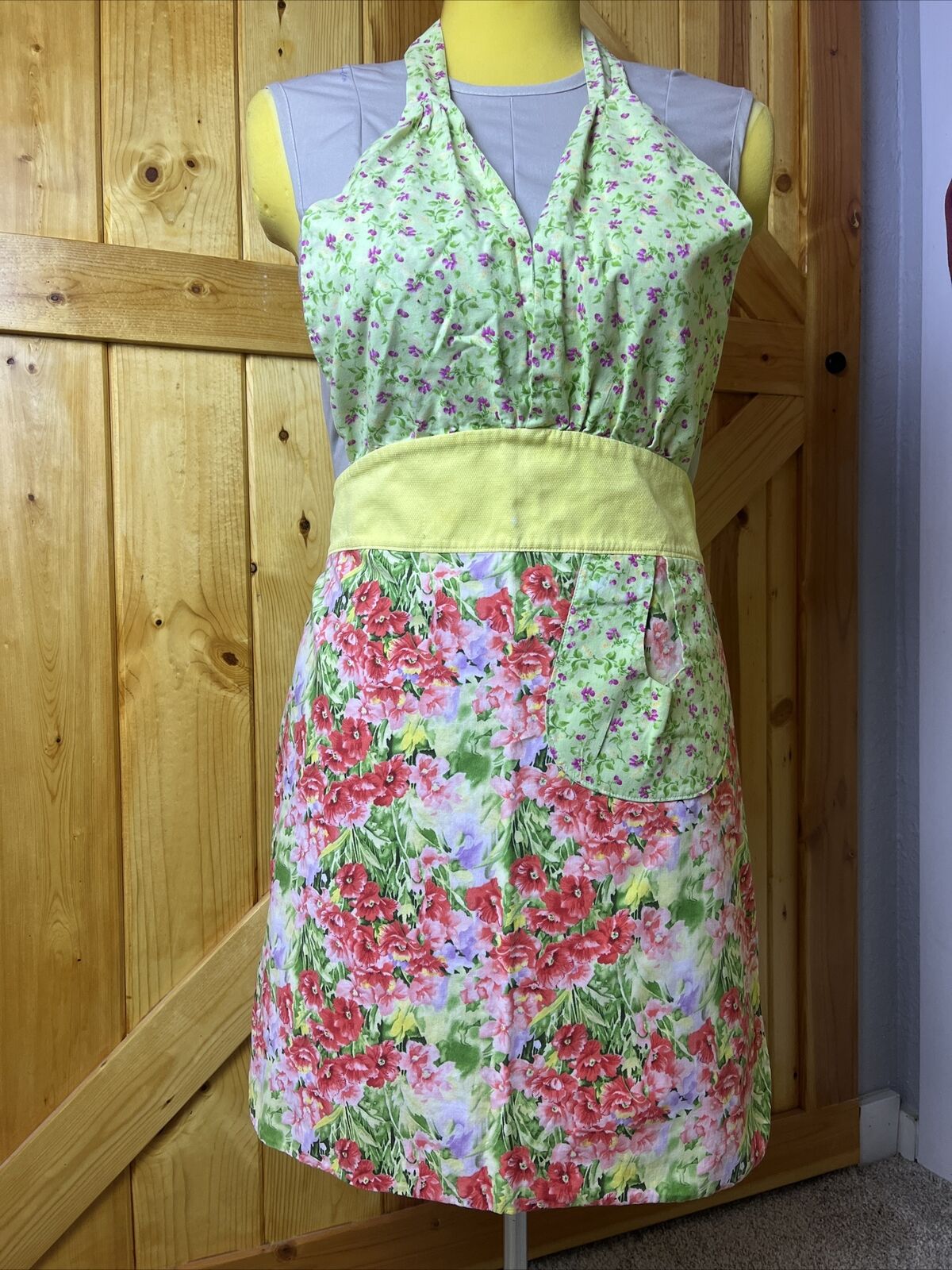 Halter Top ￼ Double ￼Sided, Apron w Pocket, Retro Style, Homemade By Peggy ￼