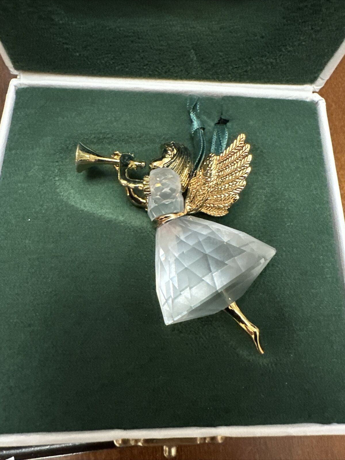 Swarovski Crystal Christmas Memories 1997 Angel Hanging Ornament 211085