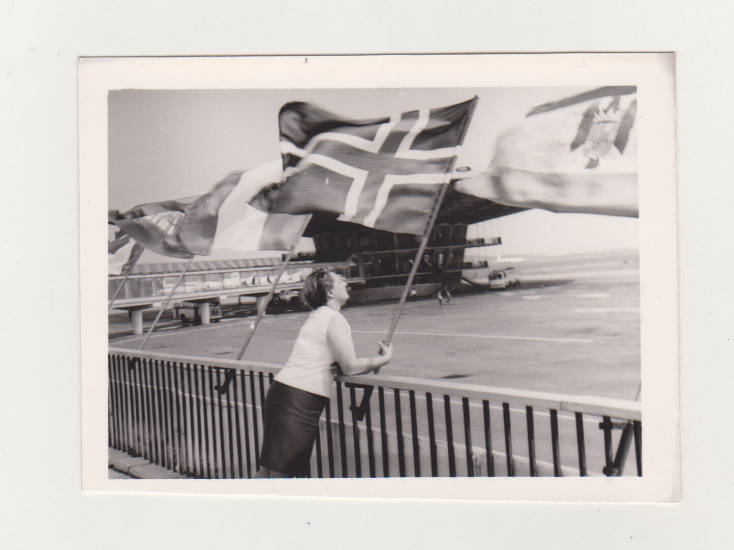 Snapshot of a Woman Trying to Save Flag of Norway Unusual 1950s Old Photo