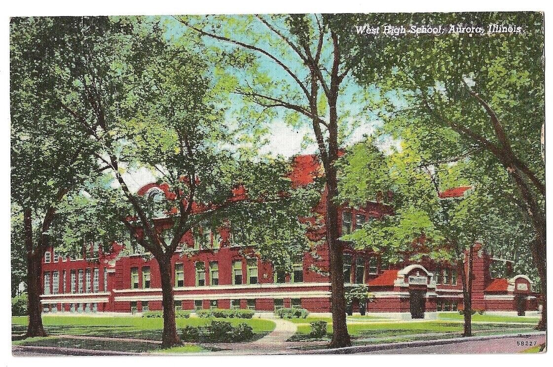 Aurora Illinois c1940\'s West High School Building