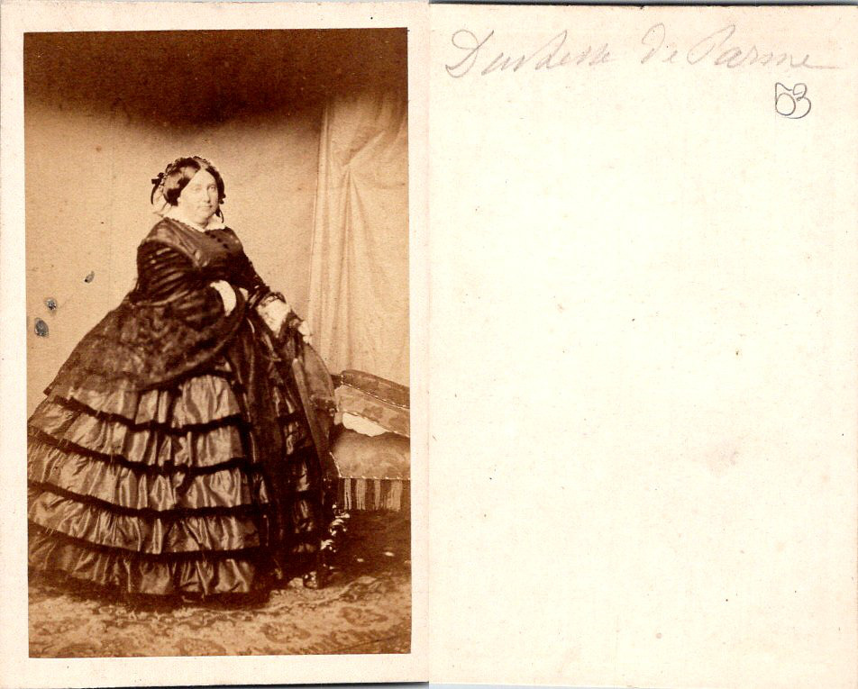 CDV Louise Marie Thérèse d\'Artois, Duchess of Parma, circa 1860 Vintage CDV alb