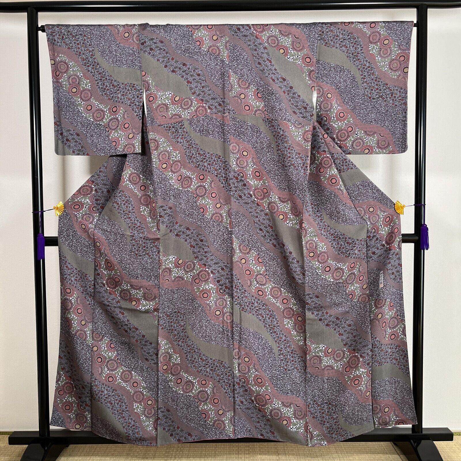 300-3 Japanese Kimono Silk Komon \