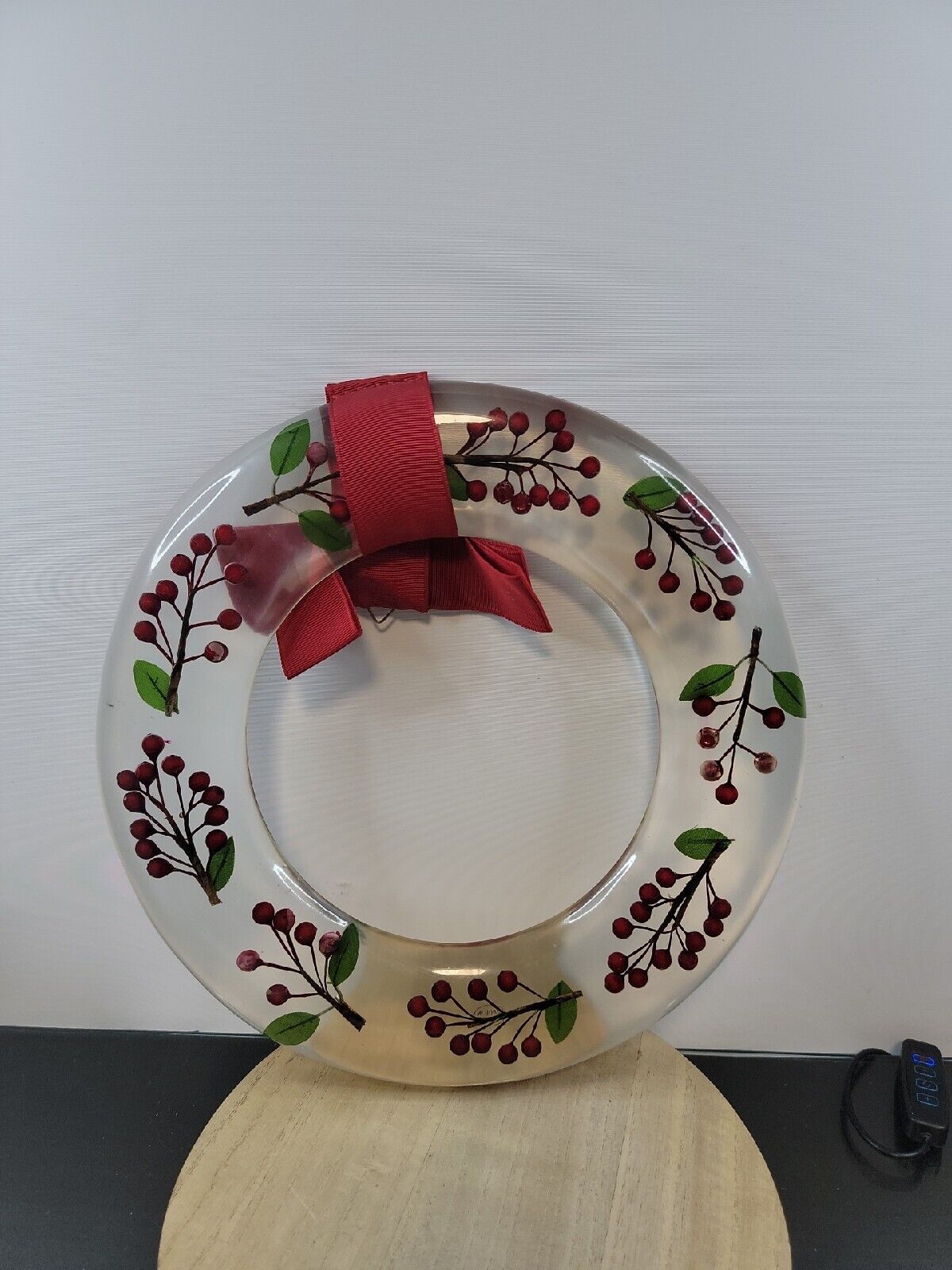 Vintage Resin Winter Red Berry Wreath Candle Ring Table Decor Round MCM Retro 