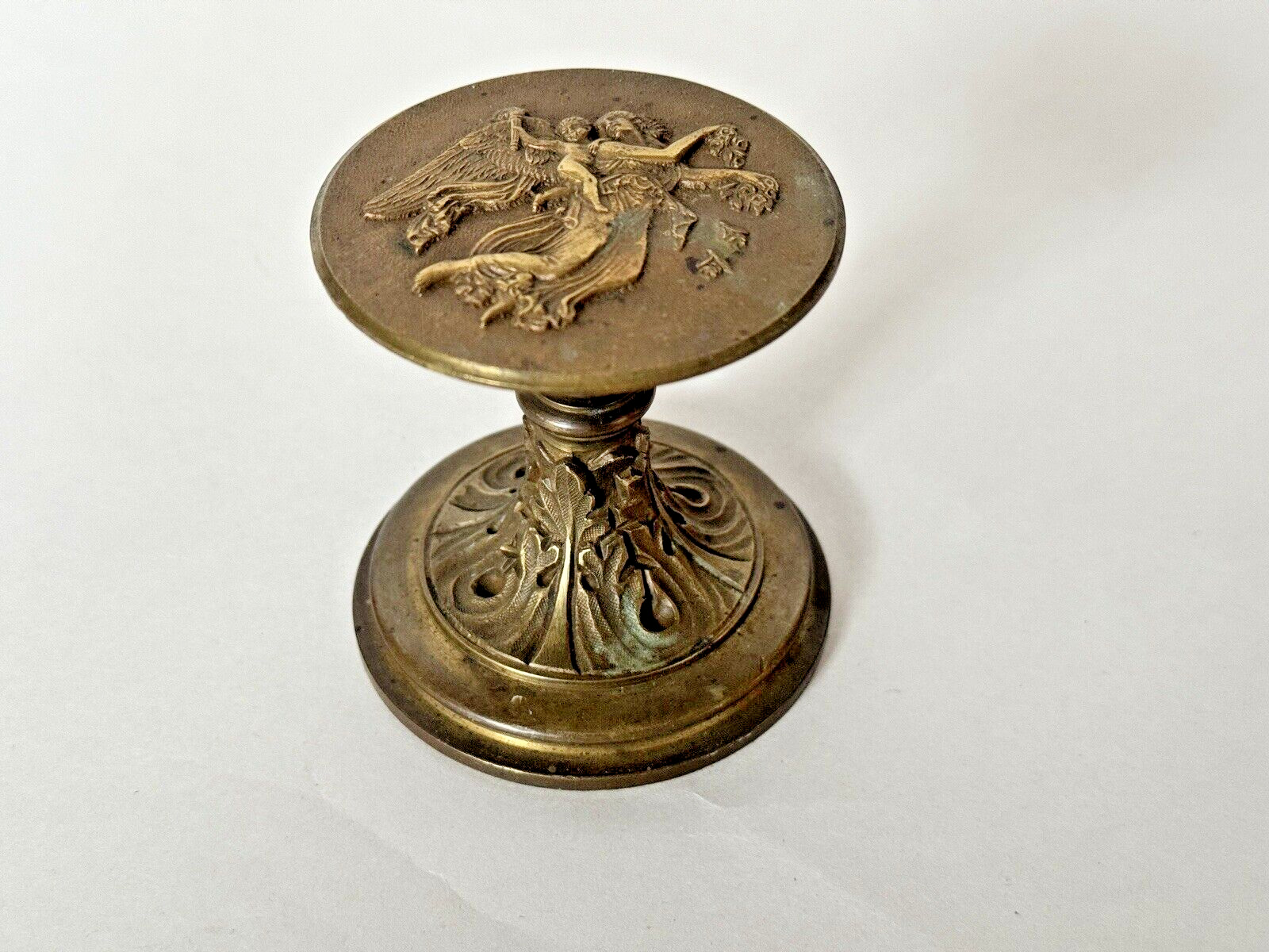 Small Antique Bronze Neoclassical Tazza Stand Angels with Cherub/Putti on Back