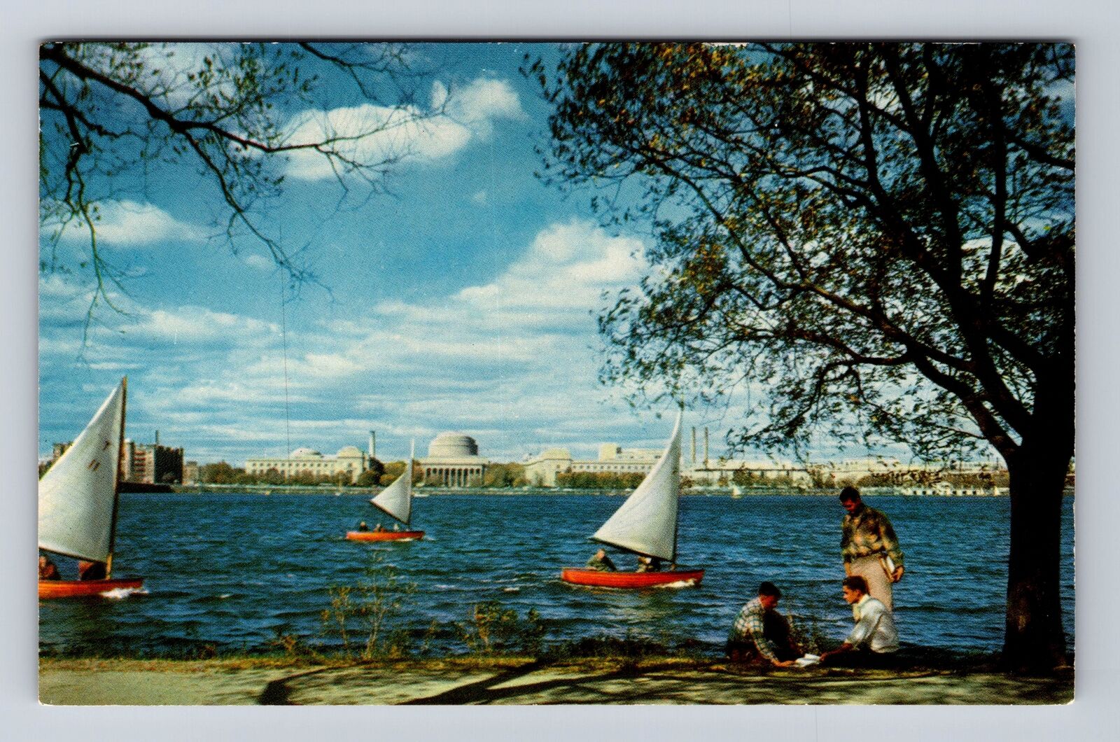 Cambridge MA-Massachusetts, Massachusetts Inst of Tech Souvenir Vintage Postcard
