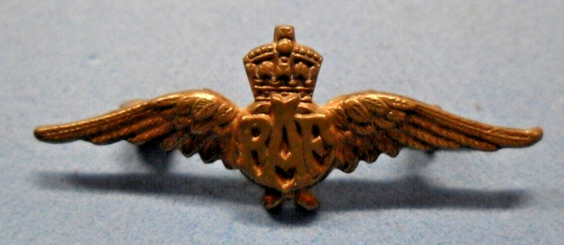RAF Wings Sweetheart Brooch KC Brass/Gilded 32mm Working pin and catch
