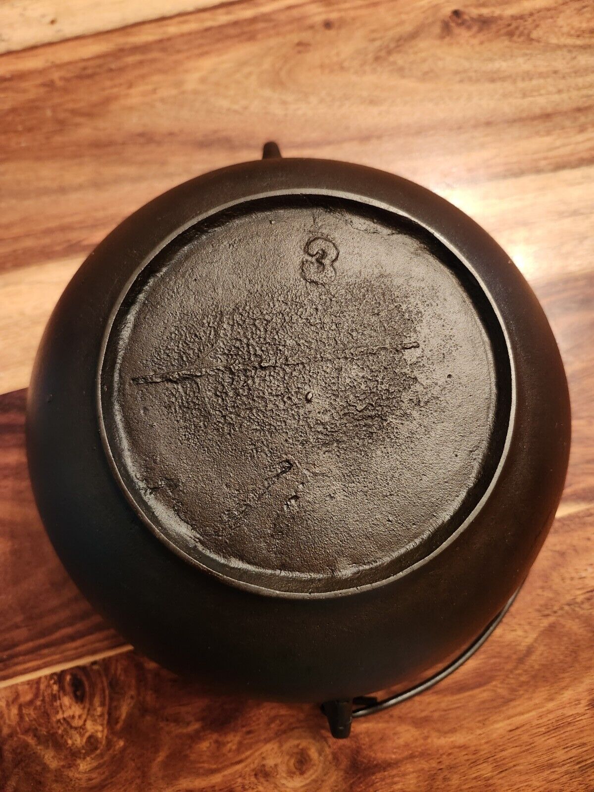 Cast Iron Scotch Bowl No.3, Gate Mark, Bail Handle, Circa Pre-1890
