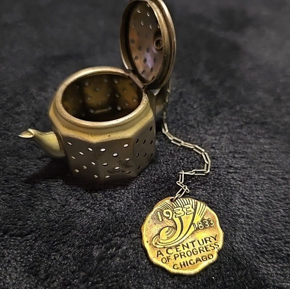 1933 Chicago World's Fair Tea Strainer Souvenir, Celebrating Chicago's 100-year 