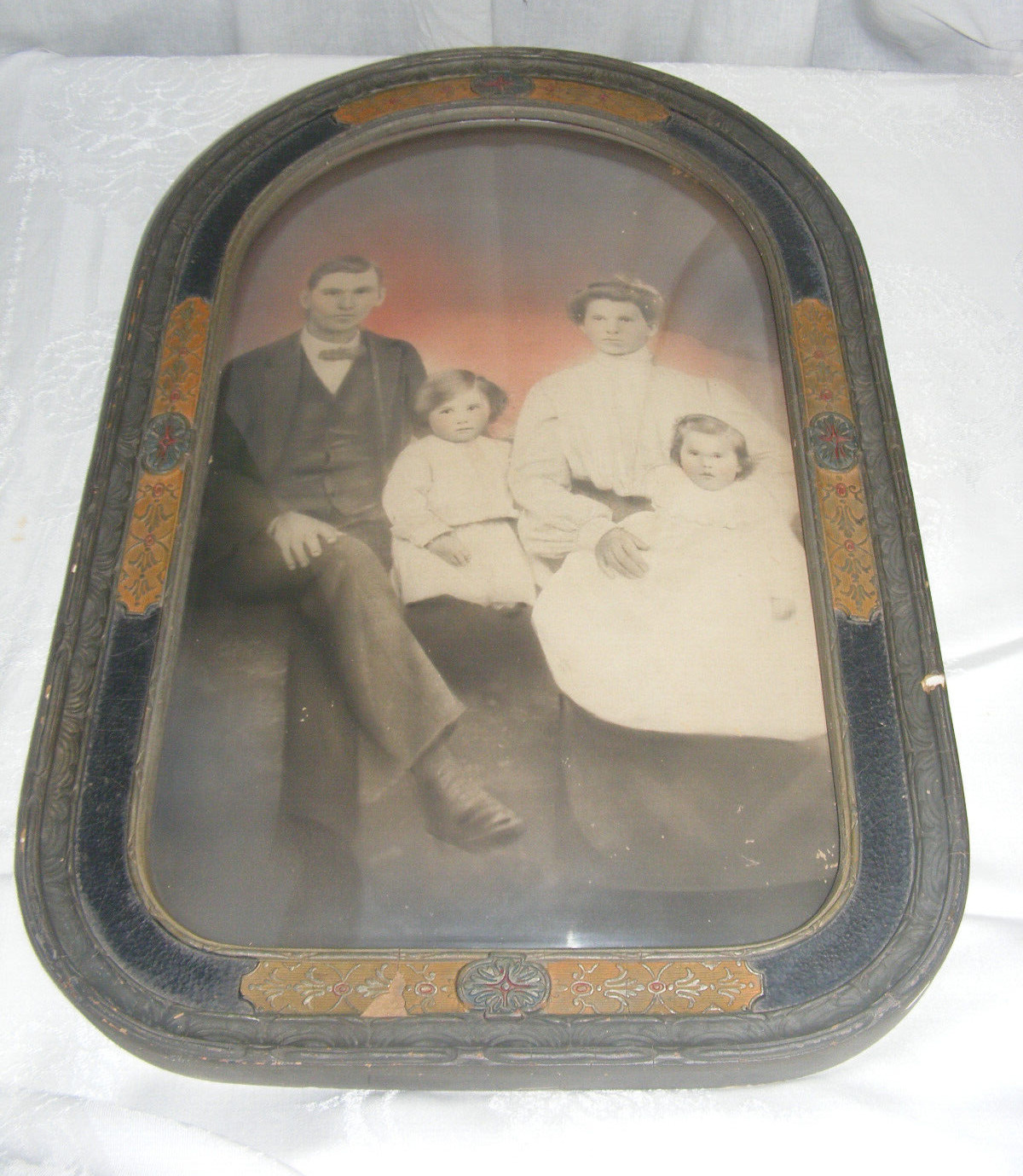 Vintage Frame Bubble Glass Young Family 1890's 5s