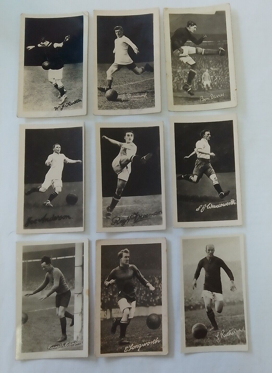 Famous Footballers Series Of 9 Cards The Boys Realm 1922/23