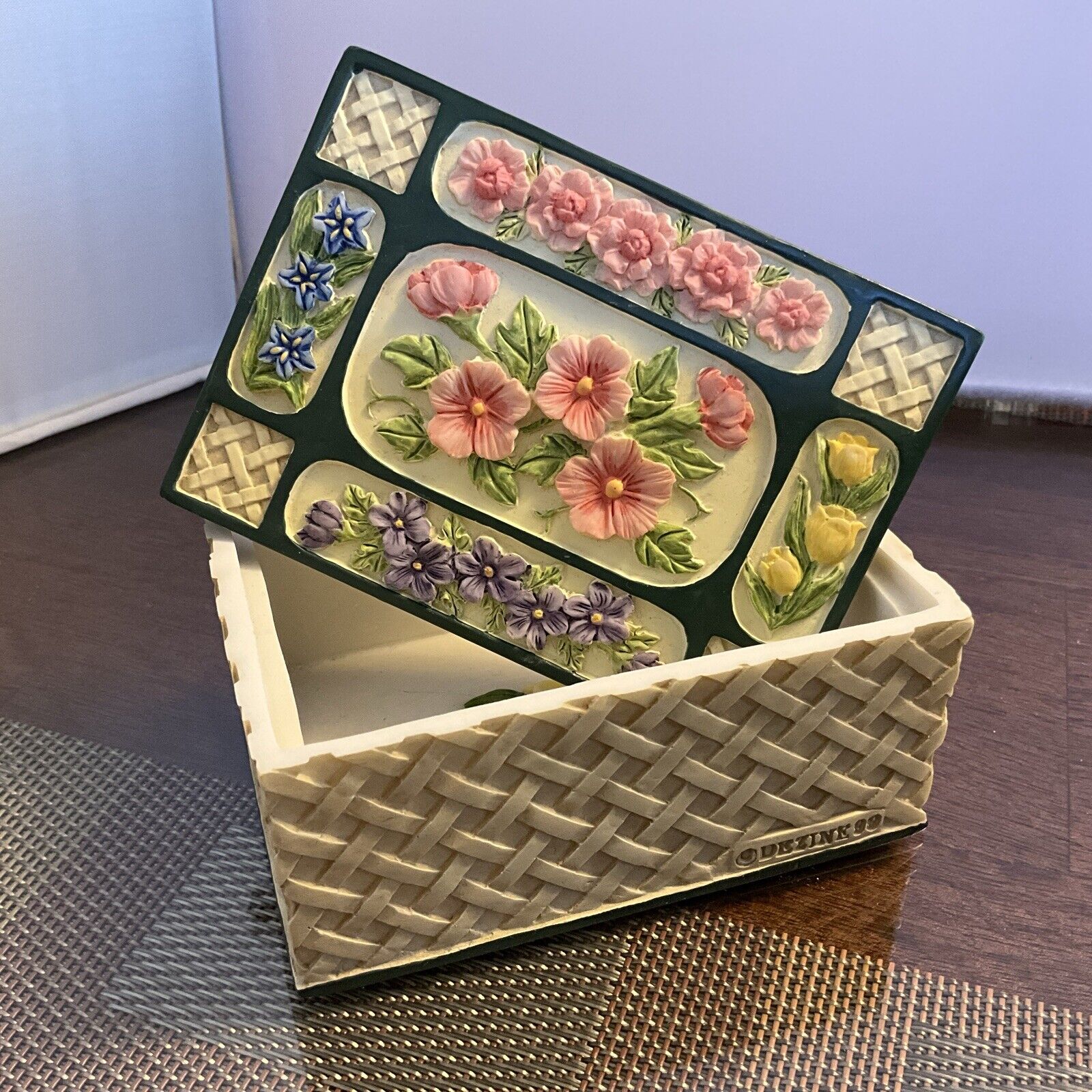 Vtg Dezine Rectangular Basket Weave Trinket Box With Multi-Floral 3 D Designs